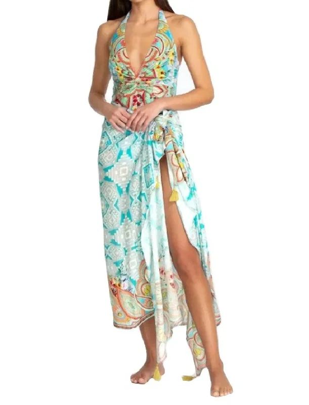 Sleek Design Clara Sarong In Multi