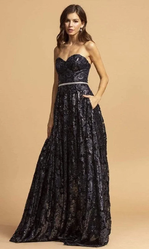 Fashion Forward, Function First Aspeed Design D321
