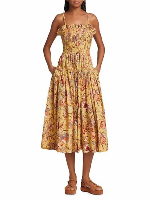 Chic Casual Style Lisbet Dress In Calla Lily