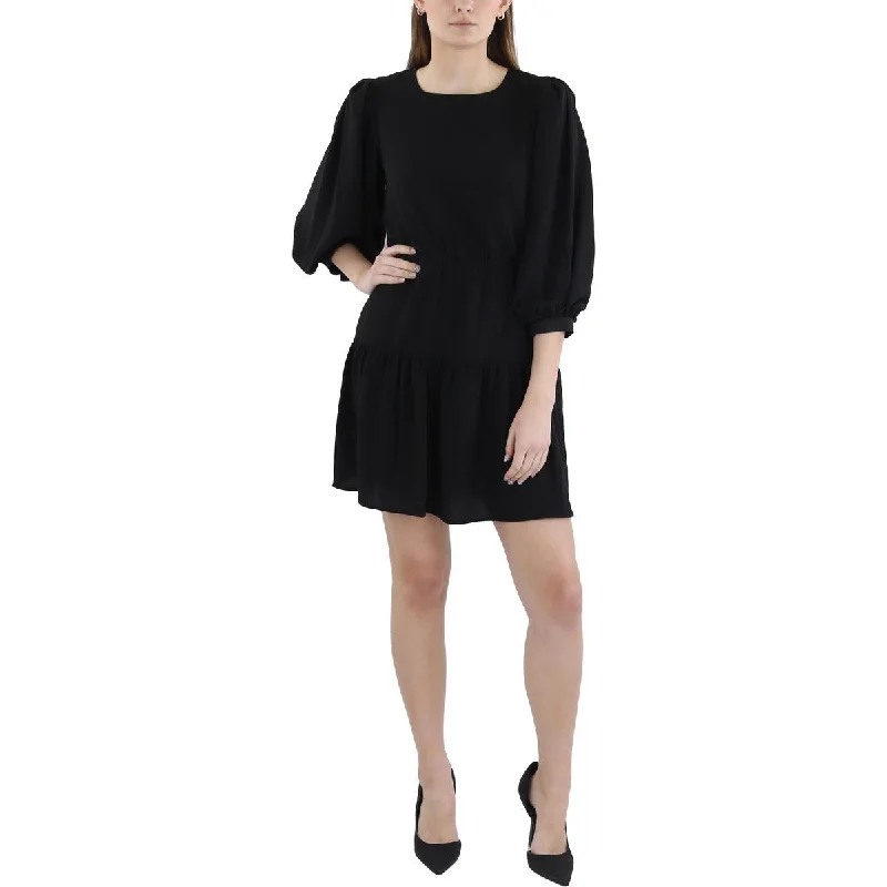 Shop Trendy And Timeless Outfits At Special Prices Womens Tiered Knee Fit & Flare Dress