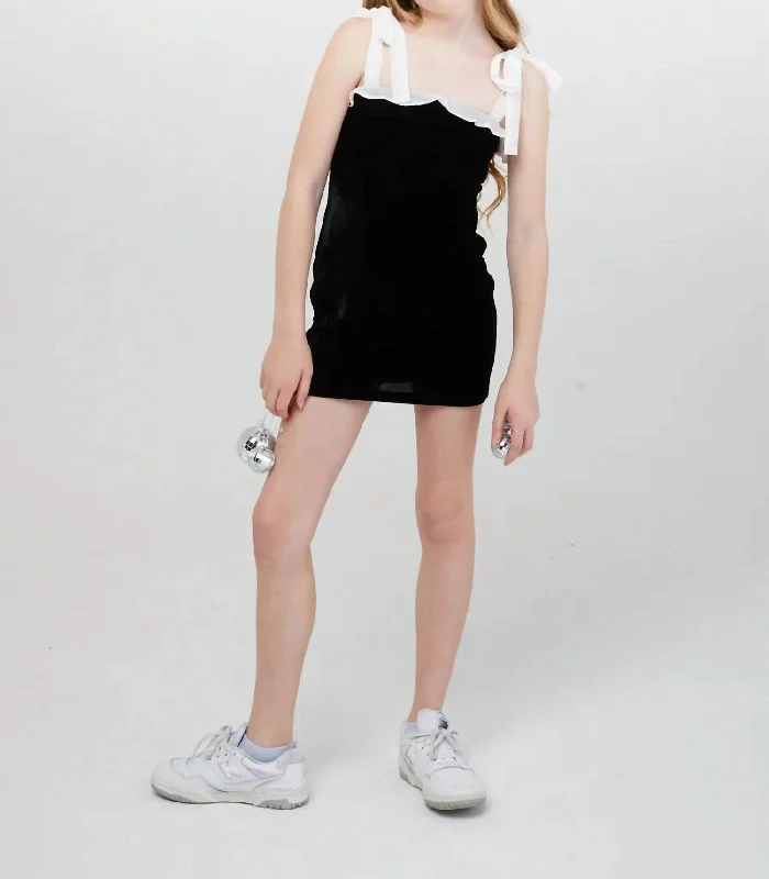 Save Big Charli Velour Bow Dress In Black