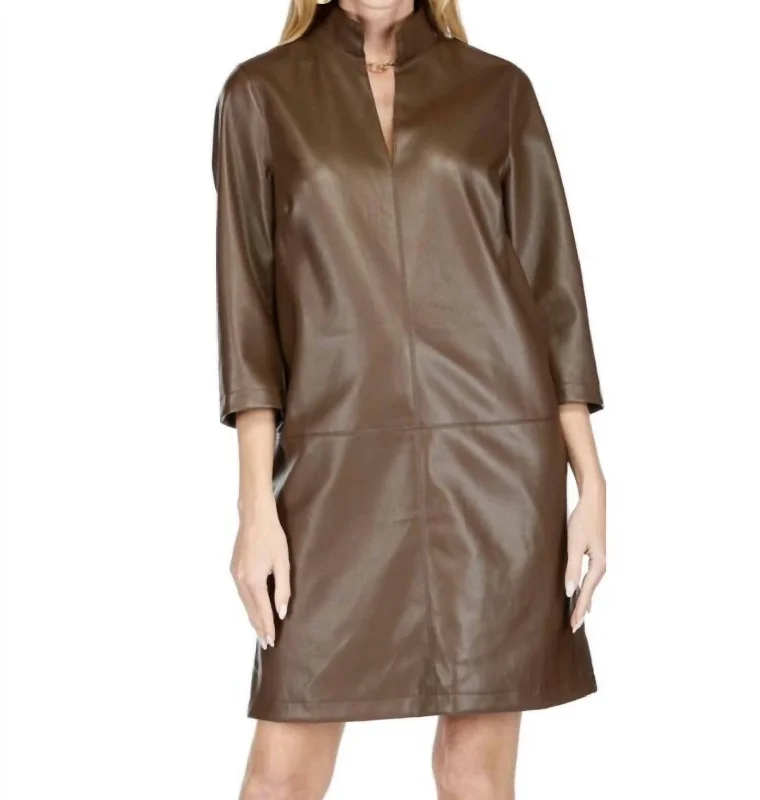 Women's Elegant Evening Attire Stand Collar Pleated Dress In Chocolate